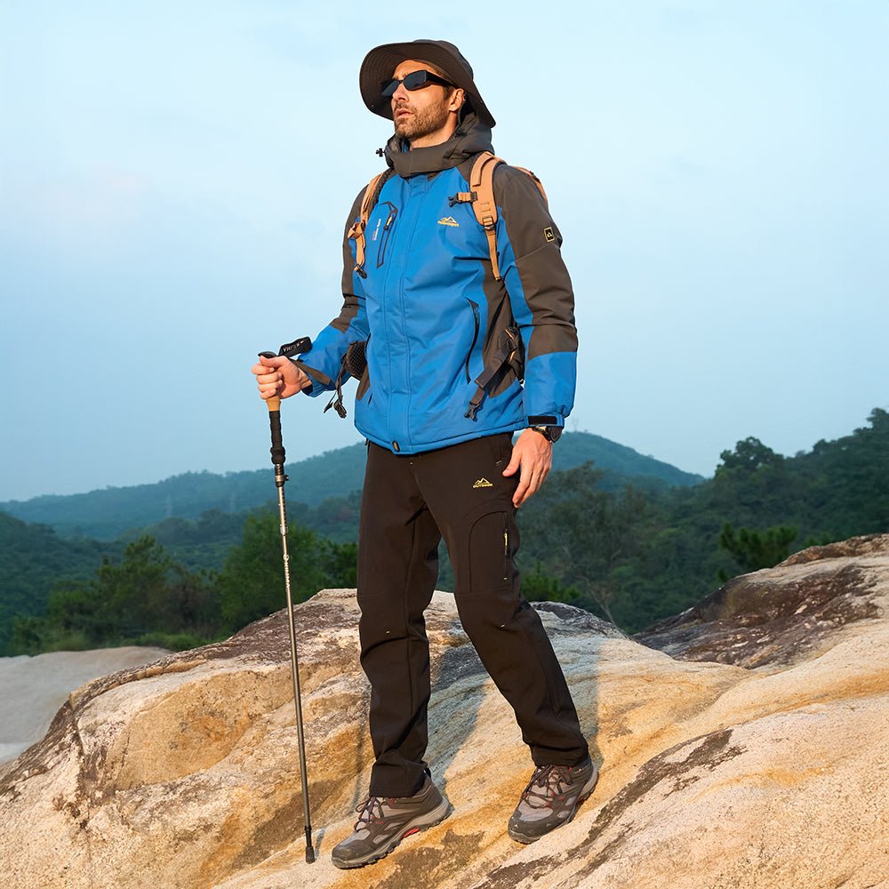 Campera Impermeable con Interior de Polar y Capucha